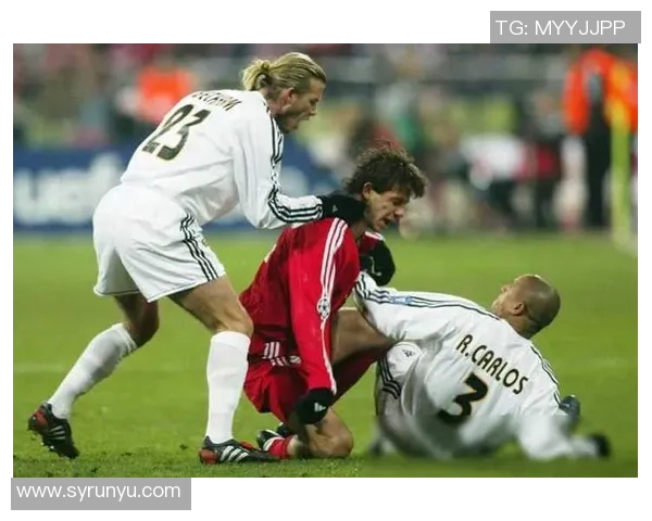 足球明星岁月流逝的高清对比照展现他们的衰老与风采